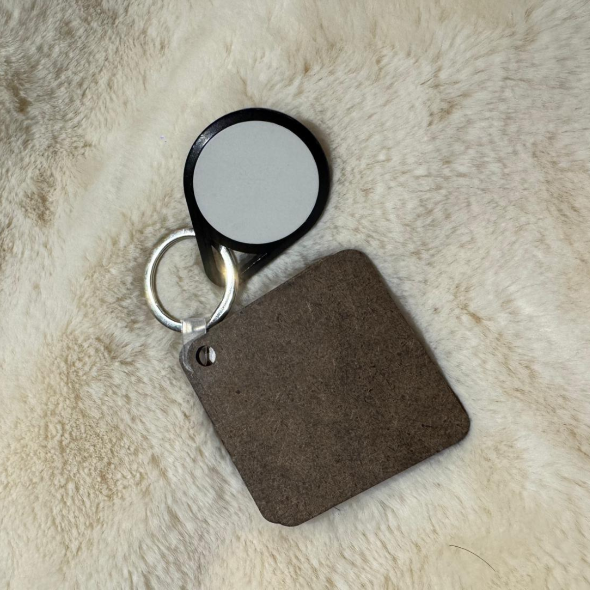 Axolotl Love Keychain – Customizable Back